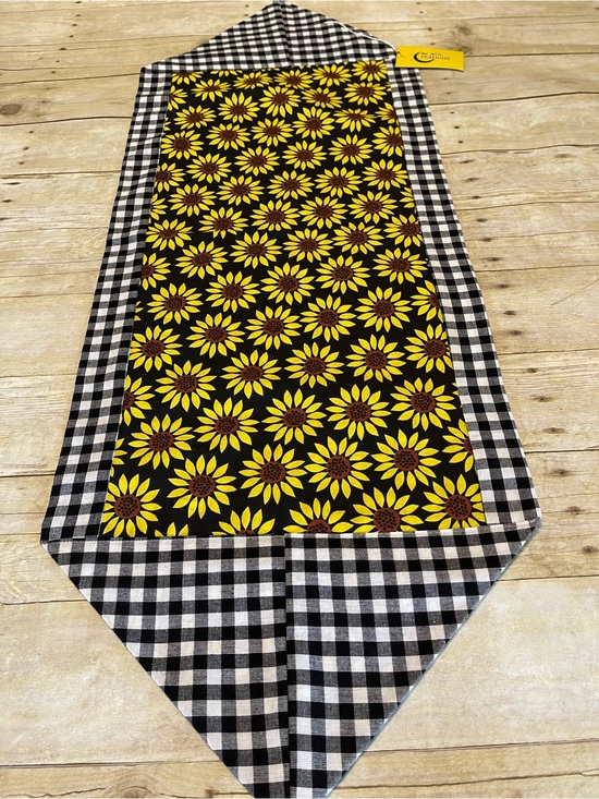 Hand Crafted Other - NEW Table Runner Sunflowers & Black Checkered Farmhouse Decor Cotton Two Sides